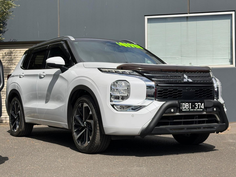 2024 Mitsubishi Outlander ZM Exceed Tourer SUV Image 2