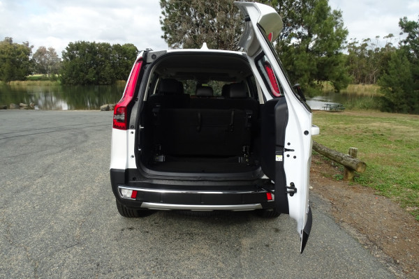 2024 MY25 Mahindra Scorpio  Z8L SUV Image 6