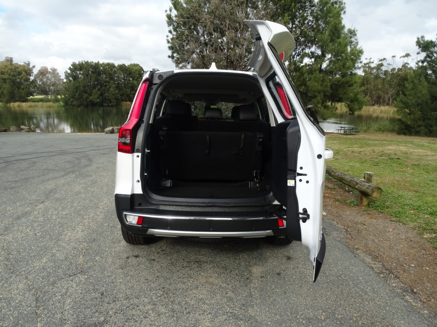 2024 MY25 Mahindra Scorpio  Z8L SUV Image 6