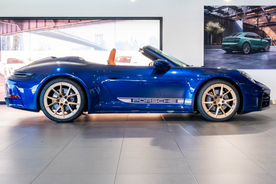 2024 MY25 Porsche 911 992 Carrera Convertible