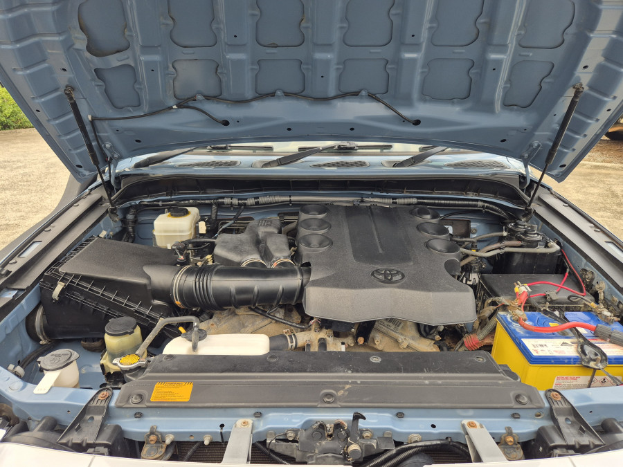 2015 MY14 Toyota FJ Cruiser GSJ15R SUV Image 35
