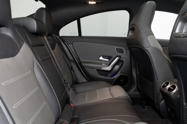 2022 Mercedes-Benz CLA-Class CLA45 AMG S Coupe image 3