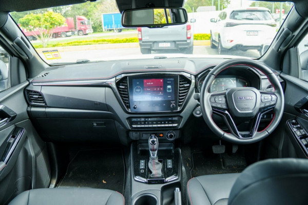2026 MY25.5 Isuzu D-MAX RG X-TERRAIN Ute Image 16