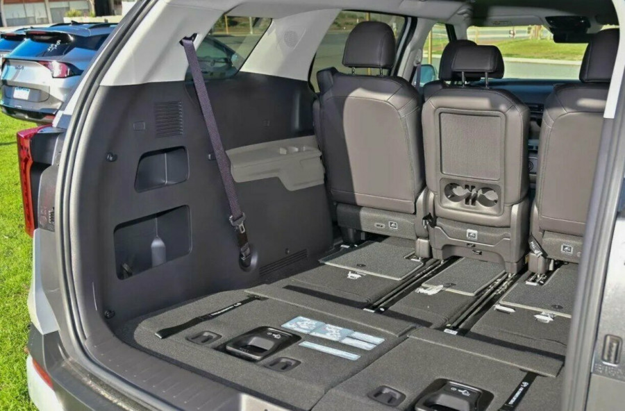 2026 MY27 Kia Carnival KA4 PE Sport+ HEV People Mover Image 10