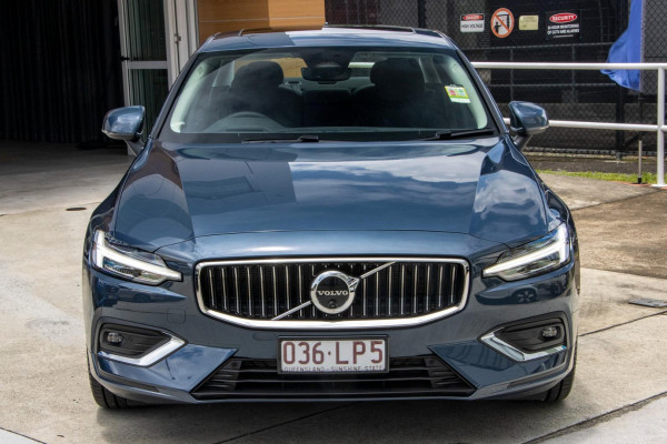 2024 Volvo S60  Ultimate B5 Bright Sedan Image 3