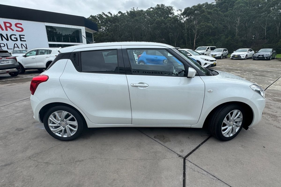 2023 Suzuki Swift AZ Series II GL Hatch Image 16