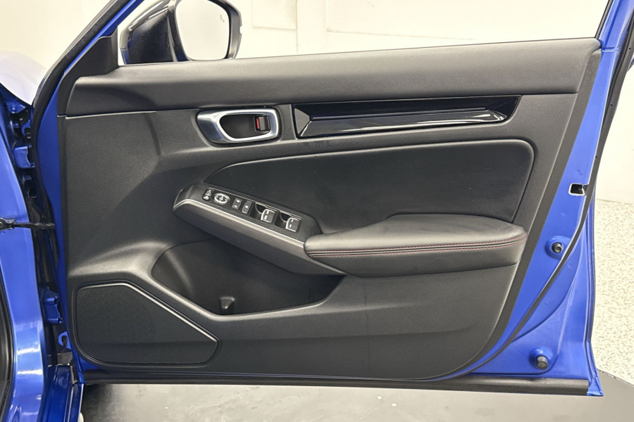 2022 Honda Civic 11th Gen VTi LX Hatch Image 18