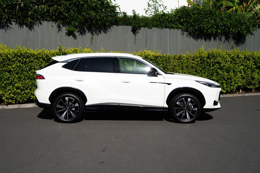 2026 MG HS Essence SUV Image 2