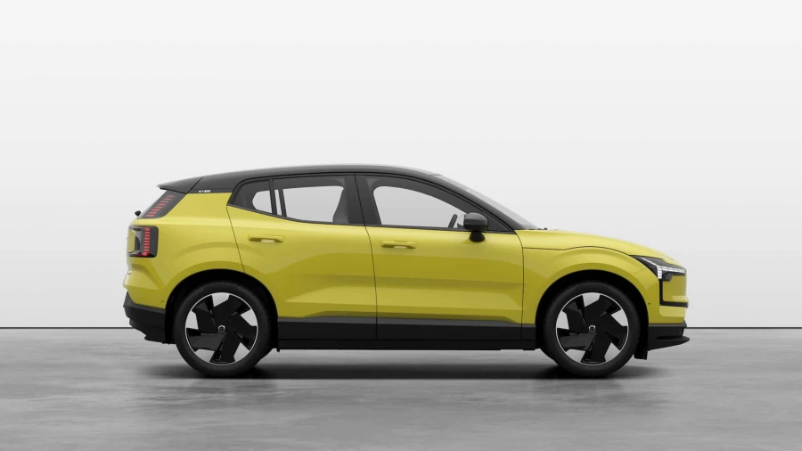 2024 MY25 Volvo EX30  Single Motor Extended Range Ultra SUV Image 5