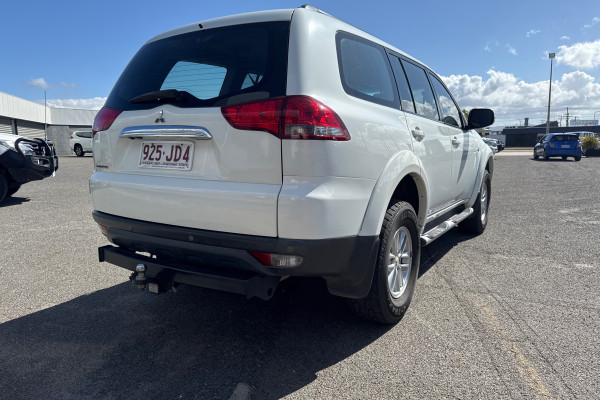 2015 MY14 Mitsubishi Challenger PC Wagon Image 5