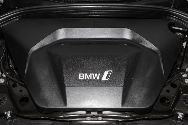 2024 BMW iX2 U10 xDrive30 M Sport SUV image 18