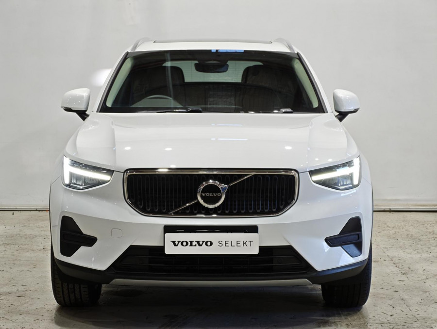 2025 Volvo XC40 XZ Plus B4 SUV Image 26