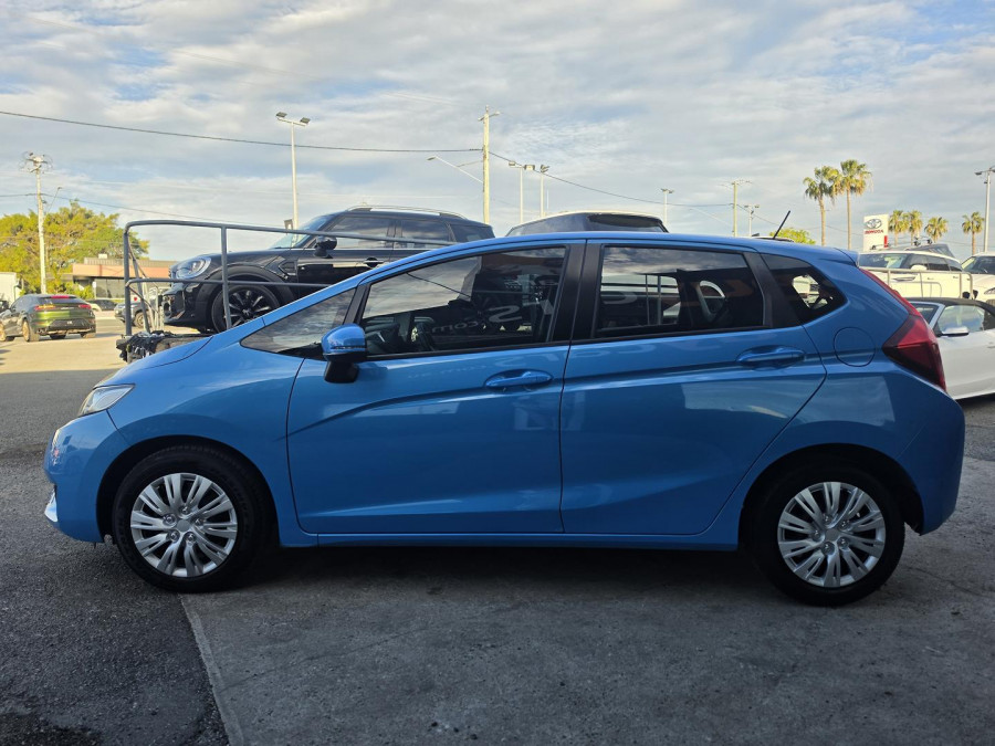 2015 Honda Jazz GF VTi Hatch Image 10