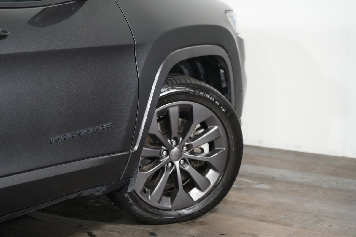 2022 Jeep Cherokee S-Limited SUV
