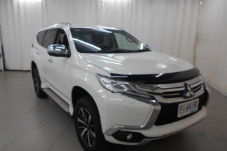 Mitsubishi Pajero Sport Exceed