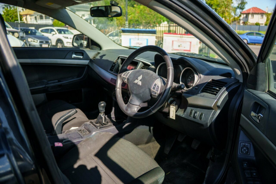 2012 Mitsubishi Lancer CJ ES Sedan Image 13