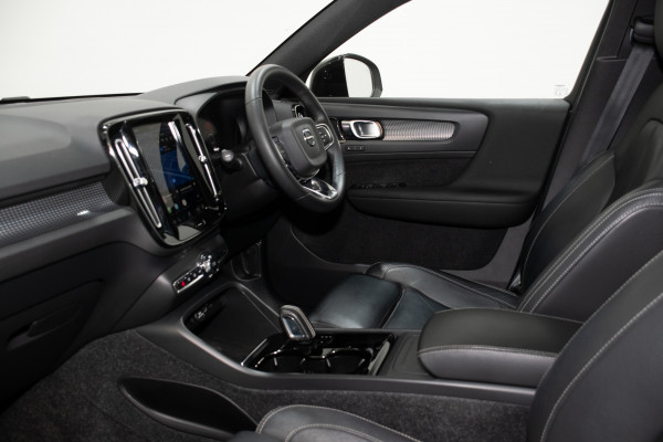 2022 Volvo XC40 XZ Recharge Pure Electric SUV Image 24