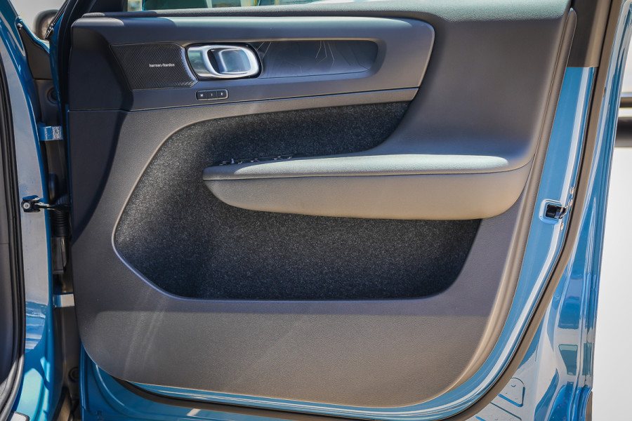 2023 MY24 Volvo C40 XZ Recharge Twin Pure Electric SUV Image 13