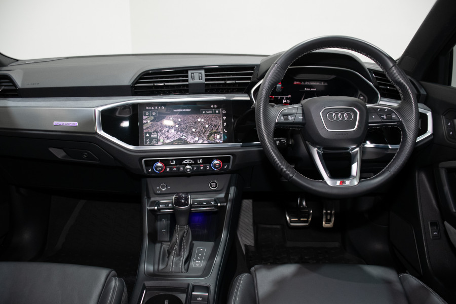 2024 Audi Q3 F3 40 TFSI S line SUV Image 23