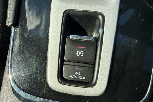 2021 Isuzu MU-X RJ LS-U SUV Image 23
