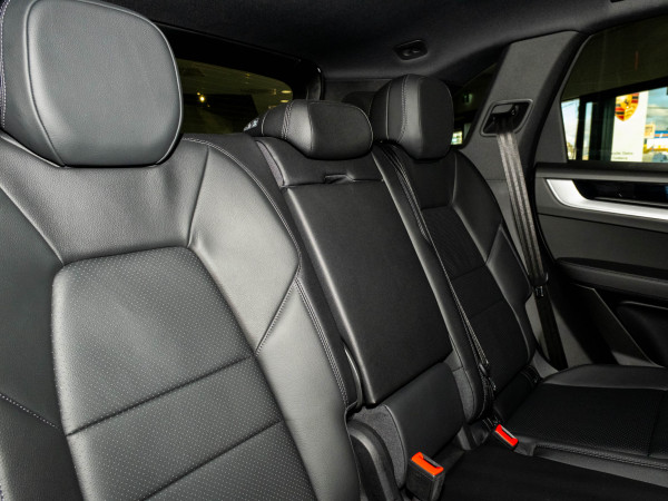 2023 MY24 Porsche Cayenne S SUV image 30