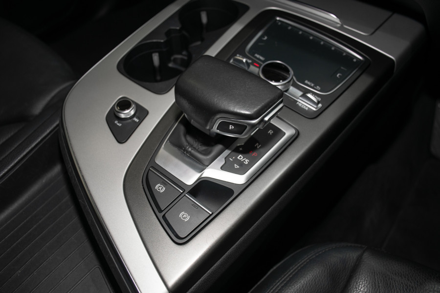 2016 Audi Q7 4M TDI SUV Image 18