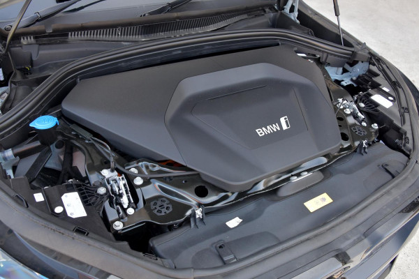 2024 BMW iX2 U10 eDrive20 M Sport SUV image 26