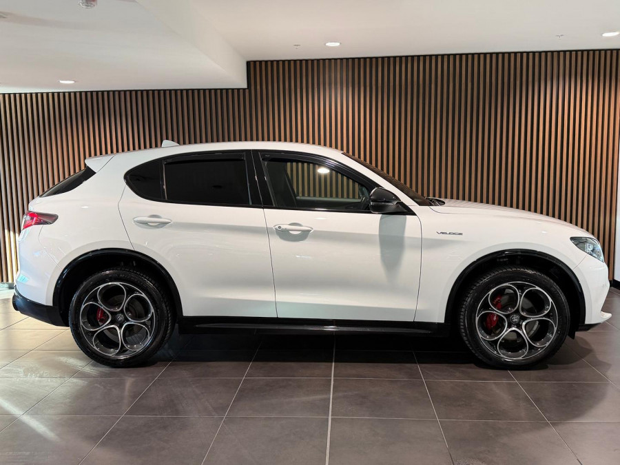 2023 Alfa Romeo Stelvio Series 5 Veloce SUV Image 5