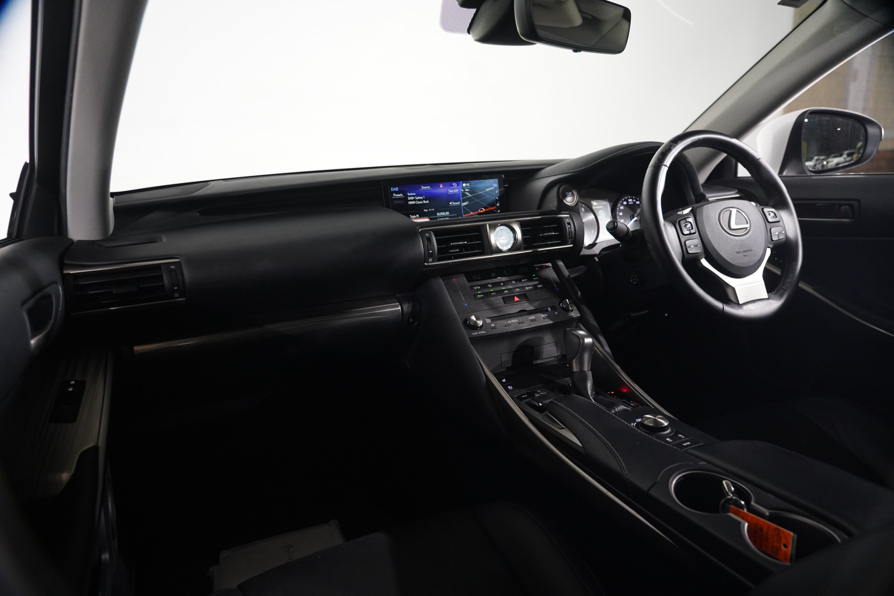 2019 Lexus Is300 Luxury Sedan Image 12