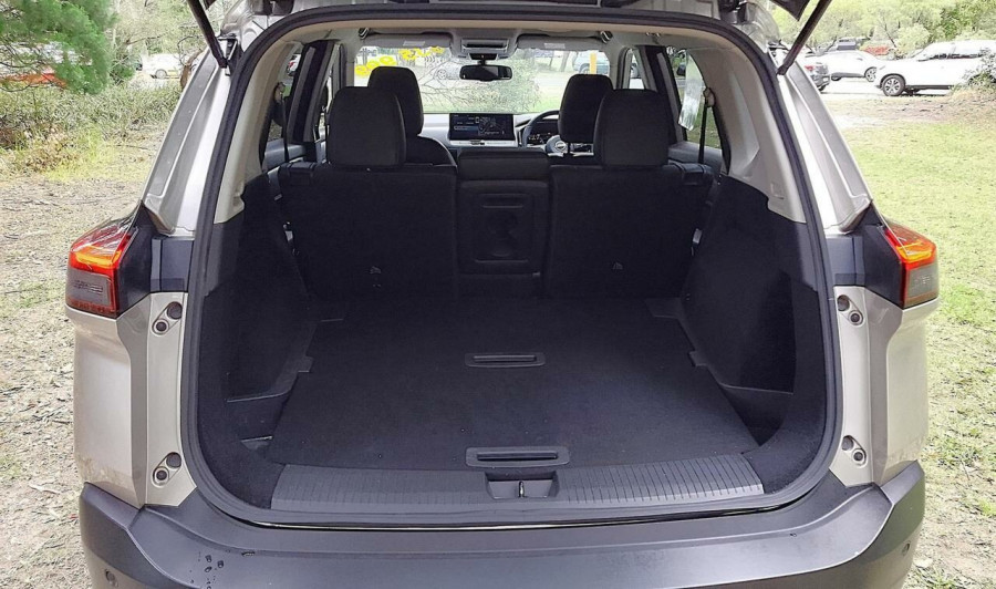 2025 Nissan X-Trail T33 ST-L SUV Image 7