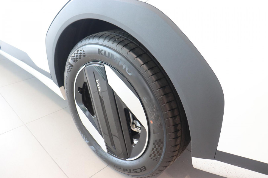 2025 MY26 Kia EV4  Air Standard Range Sedan Image 9