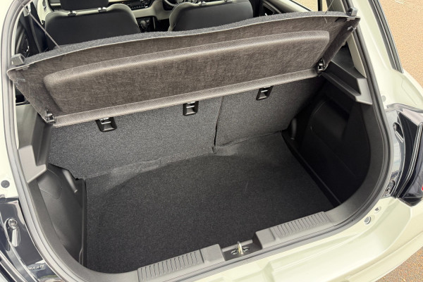 2025 Suzuki Swift Hybrid Hybrid SUV Image 12