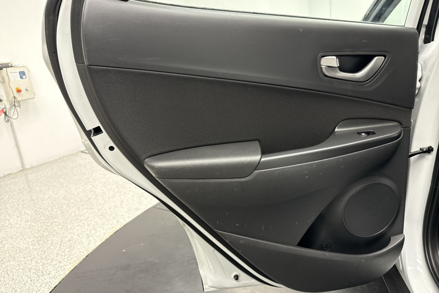 2019 MY20 Hyundai KONA OS.3 Active SUV Image 14