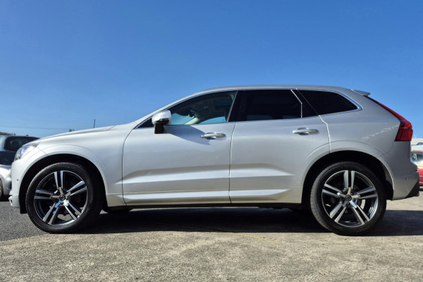 2020 MY21 Volvo XC60 UZ D4 Momentum SUV Image 30