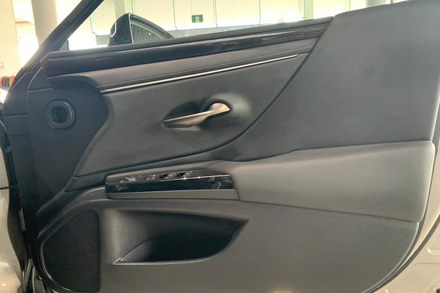 2022 Lexus ES AXZA10R ES250 Luxury Sedan