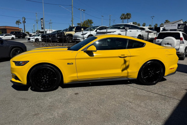 2017 Ford Mustang FM GT Coupe Image 12