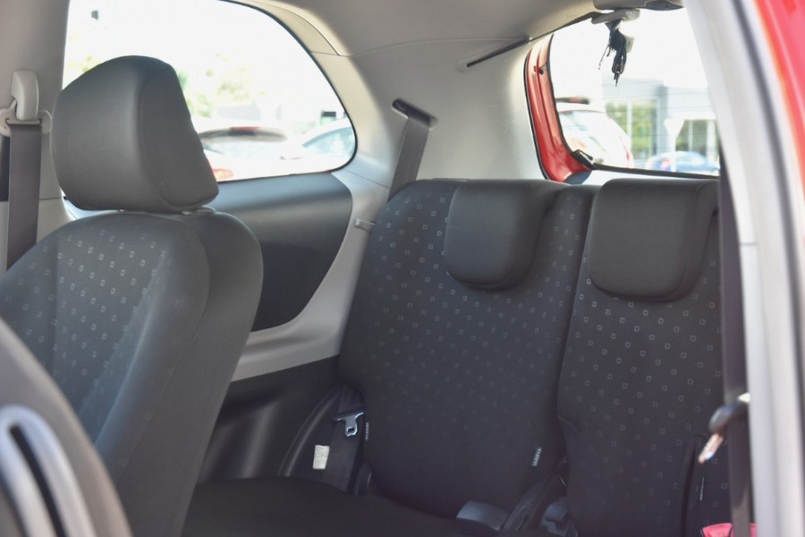 2006 Toyota Yaris NCP90R YR Hatchback Image 7