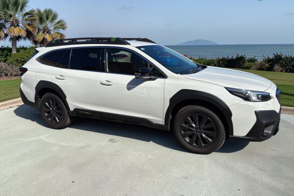 2025 Subaru Outback 6GEN AWD Sport XT SUV Image 2