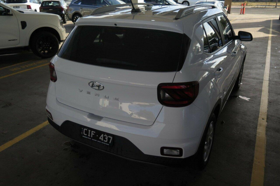 2023 Hyundai Venue QX.V5 Elite SUV Image 6