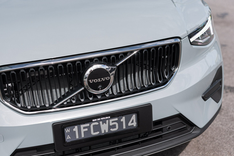 2025 MY26 Volvo XC40 XZ Plus B4 SUV Image 11