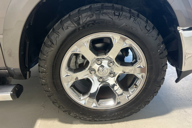 2019 Ram 1500 DS Laramie Ute Image 18