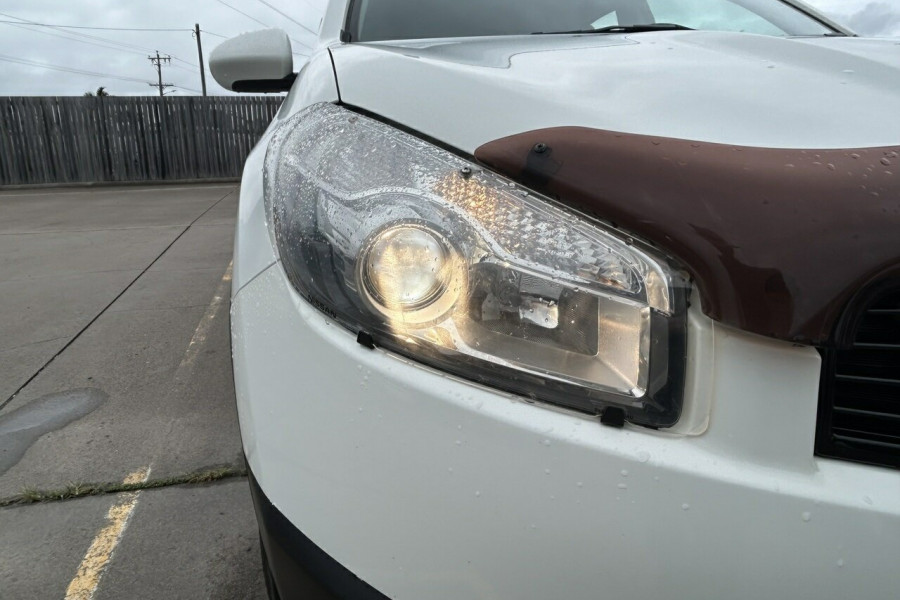 2012 Nissan Dualis J10W Series 3 MY12 ST Hatch X-tronic 2WD Hatch Image 12