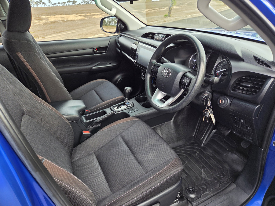 2020 Toyota HiLux  SR Dual Cab Ute Image 9