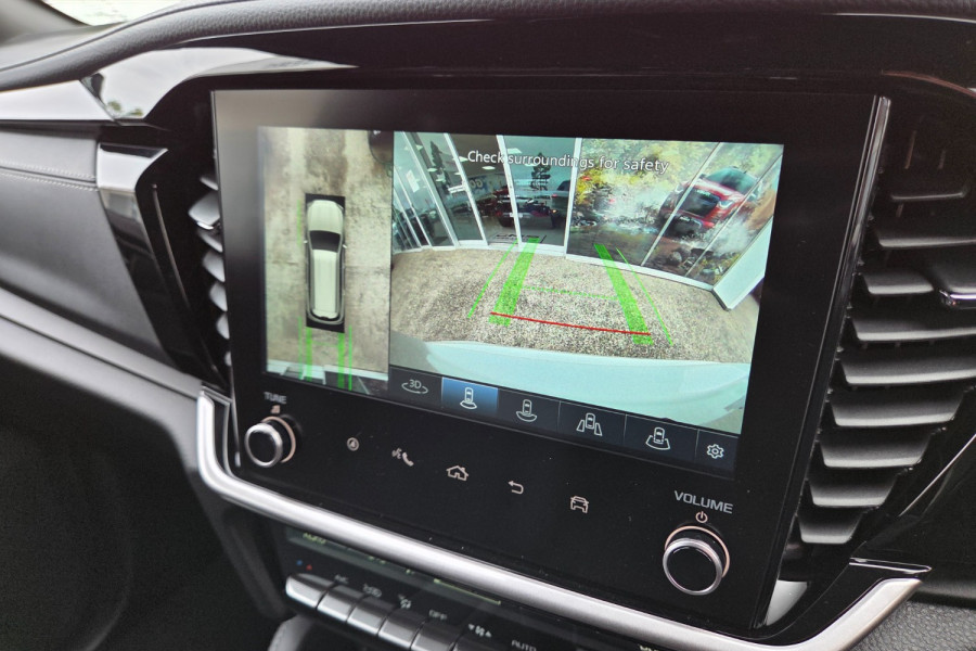 2025 Isuzu MU-X LS-T SUV Image 15