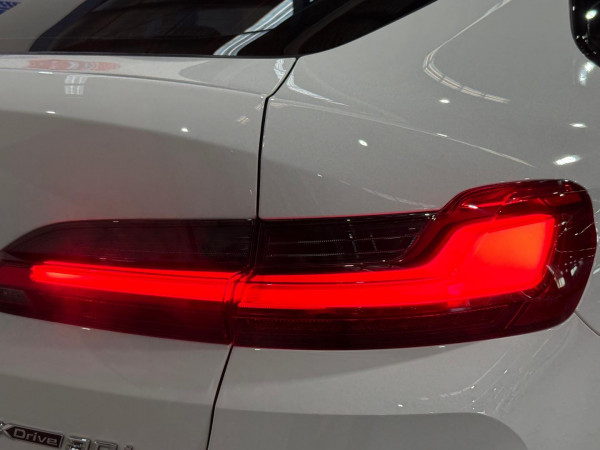 2023 BMW X4 G02 LCI xDrive30i M Sport SUV image 34