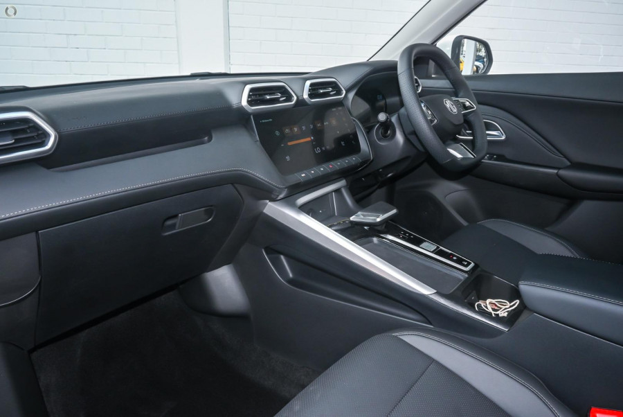 2025 MG ZS ZS32 Essence Turbo SUV Image 7