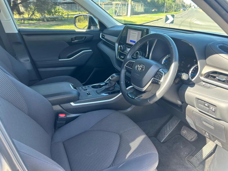 2023 Toyota Kluger TXUA75R (Petrol AWD) GX SUV Image 15