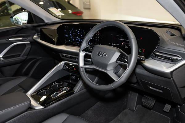2025 Audi Q5 GU TFSI 150kW SUV image 6