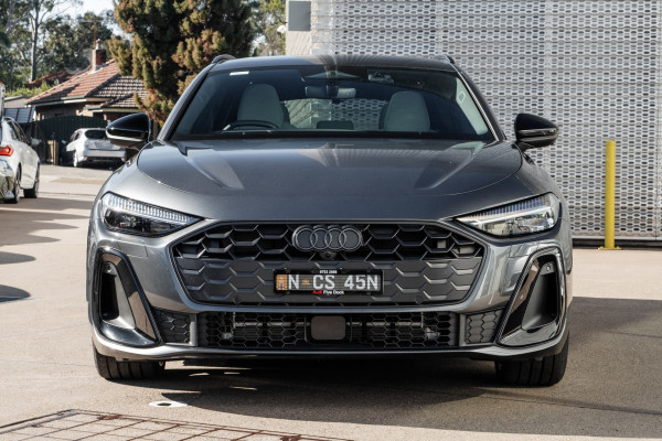 2025 Audi A5 B10 e-hybrid S-Line Wagon image 4