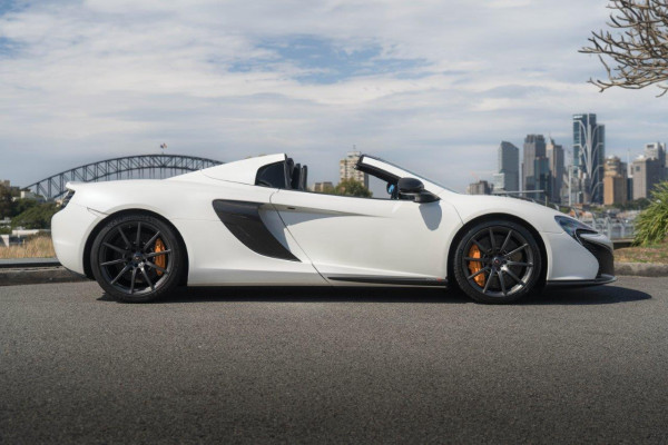2016 Mclaren 650s Spider  Convertible Image 8